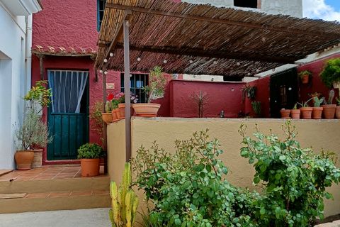 Landsbyhus i Alcaucin, Malaga, Alcaucin - € 164.000 | Ref: R-alteo180 - foto 7