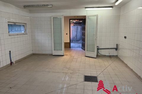 Erhvervsejendom i Arles, Bouches-du-Rhone, Arles - € 183.600 | Ref: VP100-ACTIVPATRIMONIA - foto 2
