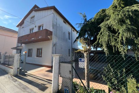 Villa i Fermo, Fermo, Fermo - € 288.000 | Ref: AO55 - foto 1