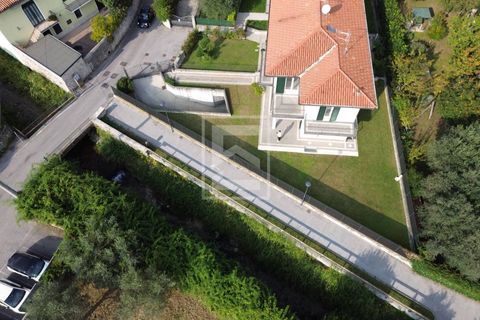 Villa a Salo, Brescia, Salo - € 640.000 | Ref: 33091066-28 - foto 7