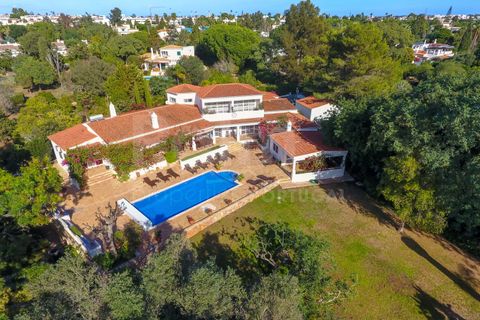 Villa i Carvoeiro, Faro, Carvoeiro - € 2.400.000 | Ref: V31089 - foto 1