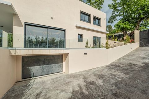 Villa i Valbonne, Alpes-Maritimes, Valbonne - € 2.100.000 | Ref: HH-15791945 - foto 3