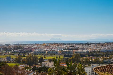 Villa a Marbella, Malaga, Marbella - € 2.195.000 | Ref: BHHS1466 - foto 4