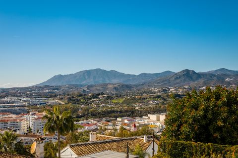 Villa a Marbella, Malaga, Marbella - € 2.195.000 | Ref: BHHS1466 - foto 33