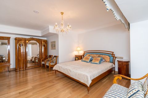 Villa a Benahavis, Malaga, Benahavis - € 1.900.000 | Ref: BHHS-MAR-0684 - foto 11