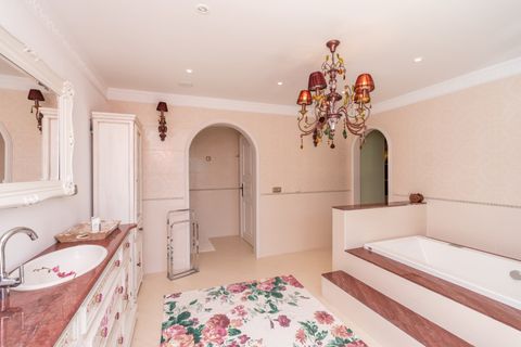 Villa a Benahavis, Malaga, Benahavis - € 1.900.000 | Ref: BHHS-MAR-0684 - foto 23
