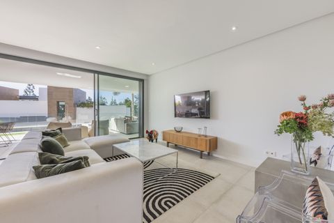 Dupleks i Marbella, Malaga, Marbella - € 1 075 000 | Ref: BHHS-05225 - foto 7