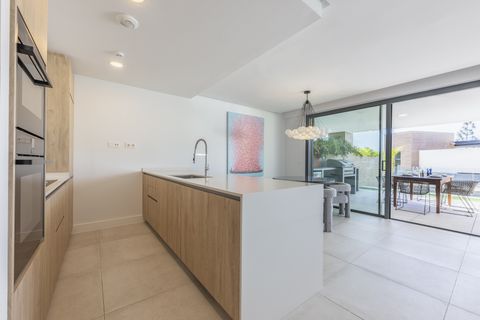 Dupleks i Marbella, Malaga, Marbella - € 1 075 000 | Ref: BHHS-05225 - foto 14