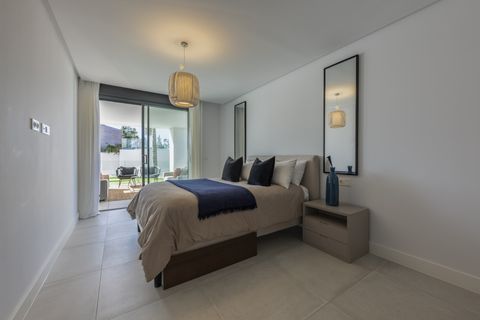 Dupleks i Marbella, Malaga, Marbella - € 1 075 000 | Ref: BHHS-05225 - foto 18