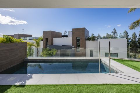 Dupleks i Marbella, Malaga, Marbella - € 1 075 000 | Ref: BHHS-05225 - foto 33