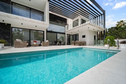 Villa a Marbella, Malaga, Marbella - € 3.890.000 | Ref: BHHS-05319 - foto 8