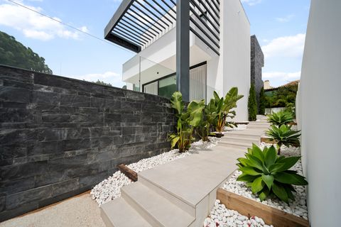 Villa i Marbella, Malaga, Marbella - € 3.595.000 | Ref: BHHS-05323 - foto 35
