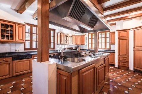 Villa a Marbella, Malaga, Marbella - € 19.995.000 | Ref: BHHSMAR-05586 - foto 10