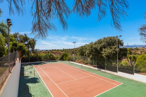Villa a Marbella, Malaga, Marbella - € 19.995.000 | Ref: BHHSMAR-05586 - foto 35