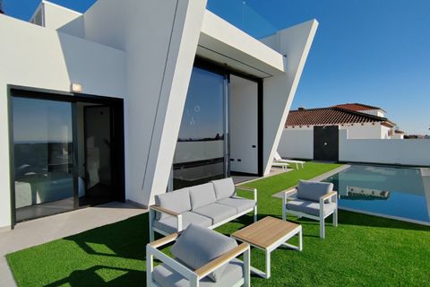 Villa a Torrevieja, Alicante, Torrevieja - € 750.000 | Ref: MOVE-259 - foto 3