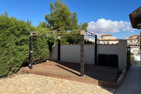 Villa a Playa Flamenca, Alicante, Playa Flamenca - € 385.000 | Ref: R-1009 - foto 12
