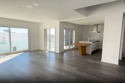 Villa i Corroios, Setubal, Corroios - € 740.000 | Ref: SF-SAFTI:007478 - foto 1