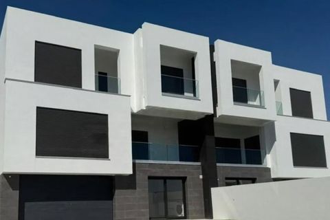 Villa i Corroios, Setubal, Corroios - € 740.000 | Ref: SF-SAFTI:007478 - foto 3