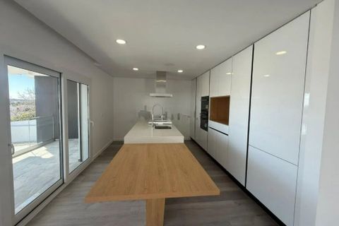Villa i Corroios, Setubal, Corroios - € 740.000 | Ref: SF-SAFTI:007478 - foto 13