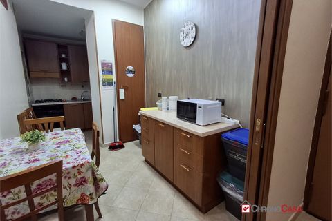 Apartament a Messina, Messina, Messina - € 400/mes | Ref: 3as515 - foto 2