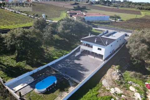 Villa i Parceiros e Azoia, Leiria, Parceiros e Azoia - € 595.000 | Ref: AO-VIV-0189 - foto 1