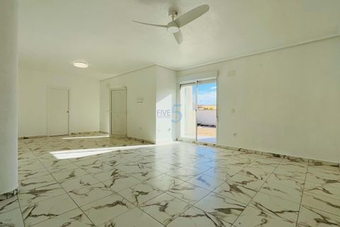 Villa i Playa Flamenca, Alicante, Playa Flamenca - € 509.000 | Ref: P8497 - foto 3