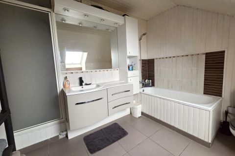 Villa a Proville, Nord, Proville - € 275.000 | Ref: 7298867 - foto 9