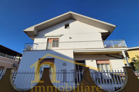 Villa a Pescara, Pescara, Pescara - € 360.000 | Ref: 783 - foto 2