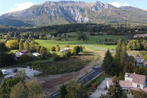 Grond in Gap, Hautes-Alpes, Gap - € 112.000 | Ref: 432052MRJ - foto 1