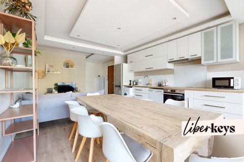 Lejlighed i Lyon, Rhone, Lyon - € 349.000 | Ref: DOM5546 - foto 1