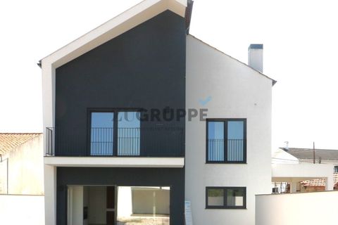 Villa i Aveiro, Aveiro, Aveiro - € 580.000 | Ref: MRAVR_ZG_121200 - foto 47