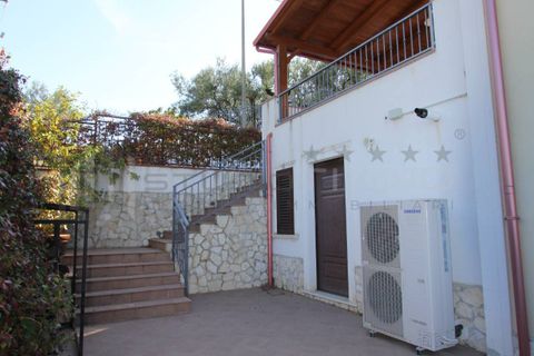 Villa a Cosenza, Cosenza, Cosenza - € 198.000 | Ref: 585 - foto 7
