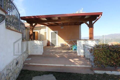Villa a Cosenza, Cosenza, Cosenza - € 198.000 | Ref: 585 - foto 12