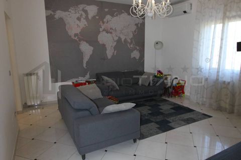 Villa a Cosenza, Cosenza, Cosenza - € 198.000 | Ref: 585 - foto 19