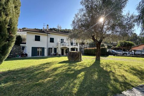 Villa i Ospedaletti, Imperia, Ospedaletti - € 750.000 | Ref: 1V47 - foto 1