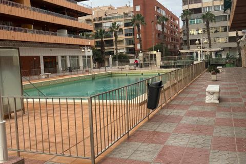 Lejlighed i Torrevieja, Alicante, Torrevieja - € 369.000 | Ref: MLSC6532038 - foto 20