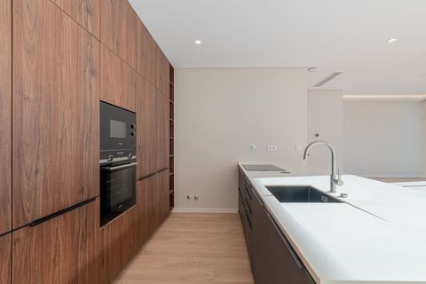 Byhus i Alcabideche, Lisbon, Alcabideche - € 1.800.000 | Ref: 12092 - foto 11