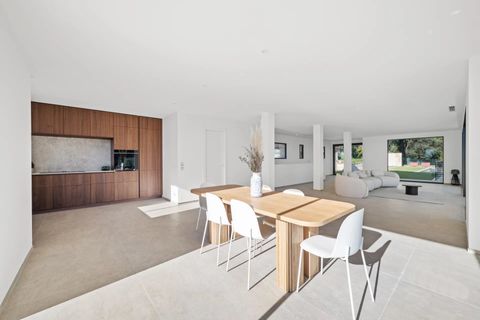 Villa i Roquebrune-Cap-Martin, Alpes-Maritimes, Roquebrune-Cap-Martin - € 4.250.000 | Ref: HH-16014242 - foto 8