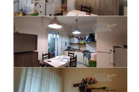 Leilighet i Prato, Prato, Prato - € 78 800 | Ref: 1302 - foto 2