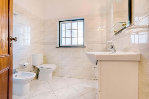 Villa i Almada, Setubal, Almada - € 560.000 | Ref: C0364-05304 - foto 6