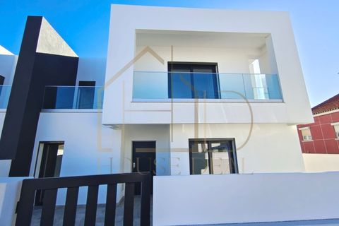 Villa i Corroios, Setubal, Corroios - € 775.000 | Ref: CAS_153 - foto 8