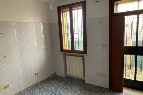 Villa i Ferrara, Ferrara, Ferrara - € 145.000 | Ref: 1109 - foto 9