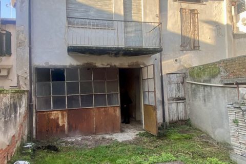 Villa a Castelfranco Veneto, Treviso, Castelfranco Veneto - € 690.000 | Ref: S37 - foto 2