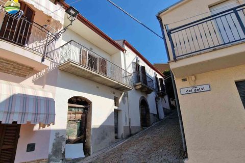 Byhus i Morro d'Oro, Teramo, Morro d'Oro - € 98.000 | Ref: EL1114-609469 - foto 11
