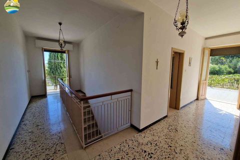 Villa a Bisenti, Teramo, Bisenti - € 135.000 | Ref: EL1121-729861 - foto 21