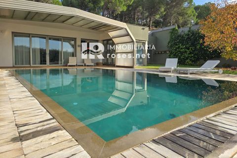 Villa a La Jonquera, Gerona, La Jonquera - € 890.000 | Ref: 3643 - foto 1
