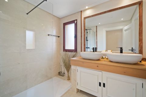Villa i Puerto Banus, Malaga, Puerto Banus - € 2.575.000 | Ref: CC47821640 - foto 13