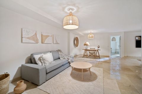 Villa i Puerto Banus, Malaga, Puerto Banus - € 2.575.000 | Ref: CC47821640 - foto 14