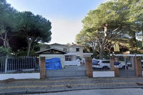 Villa a Marbella, Malaga, Marbella - € 2.180.500 | Ref: CC57034748 - foto 2