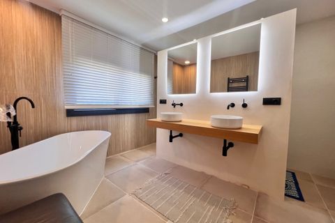 Villa a Estepona, Malaga, Estepona - € 1.395.000 | Ref: CC57106574 - foto 17